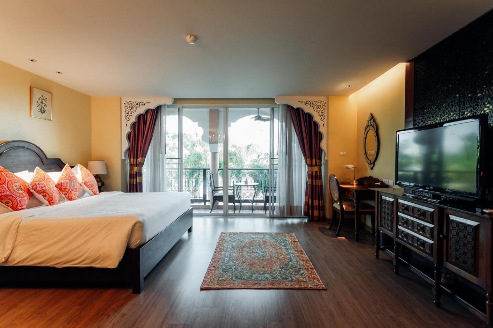 Sheik Istana Hotel Chiangmal チエンマイ エクステリア 写真