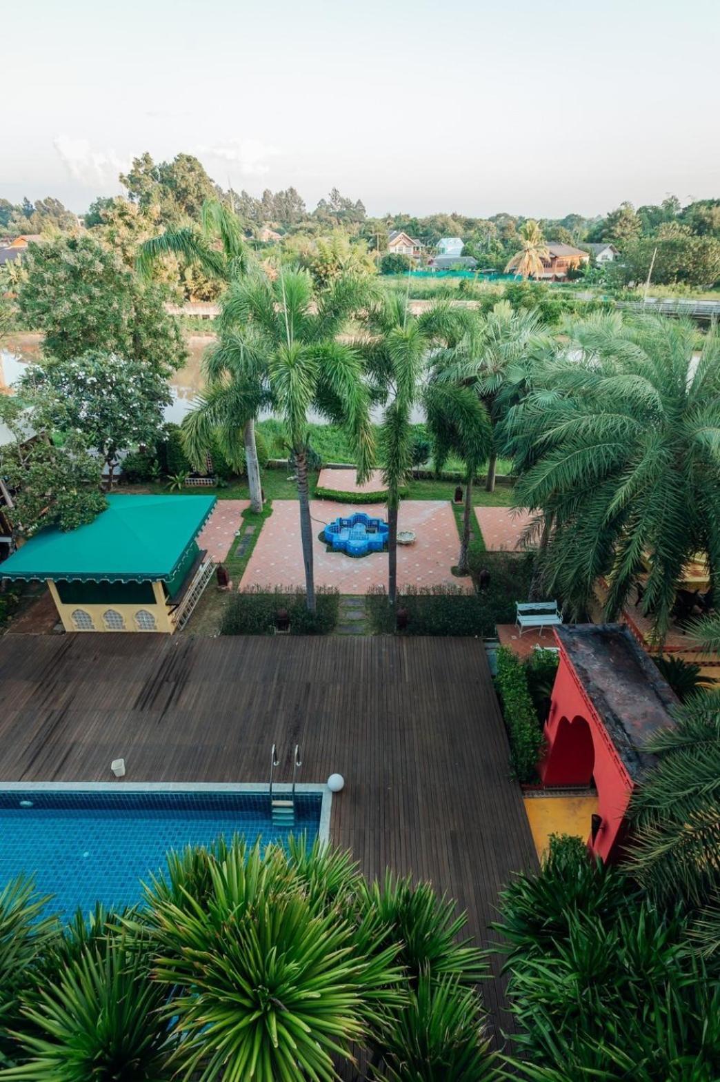 Sheik Istana Hotel Chiangmal チエンマイ エクステリア 写真