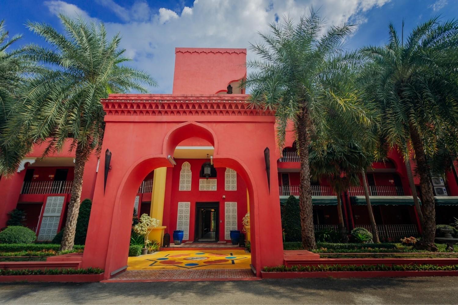 Sheik Istana Hotel Chiangmal チエンマイ エクステリア 写真
